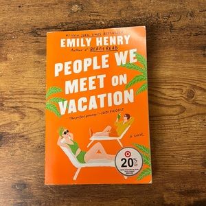 People We Meet on Vacation Paperback